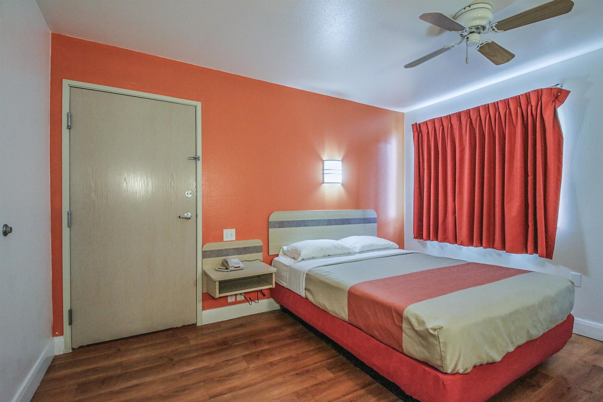 Hotel 6-nephi, Ut Nephi